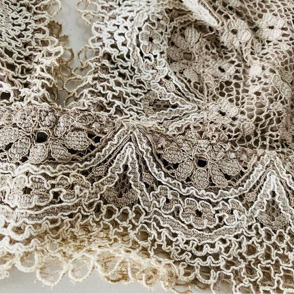 NEW VS VICTORIAS SECRET Nude Tan Cream Lace Plunge Long Line Bralette Bra XS - Picture 2 of 6